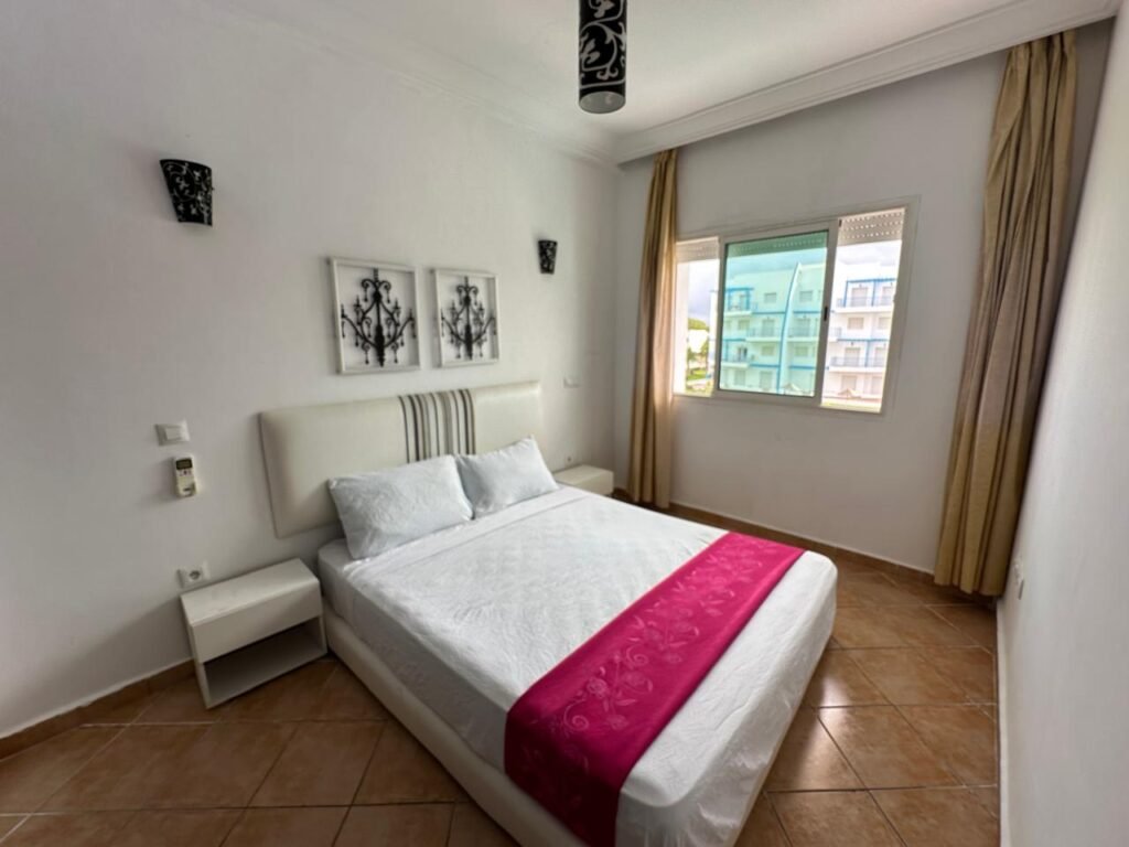 4-8-1024x768 Appartement Réf. D2-25-RB-CN disponible a reviera beach vue sur piscine