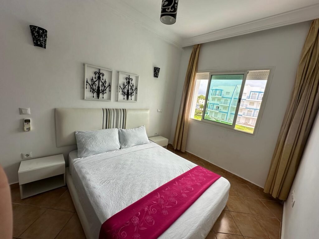 5-8-1024x768 Appartement Réf. D2-25-RB-CN disponible a reviera beach vue sur piscine