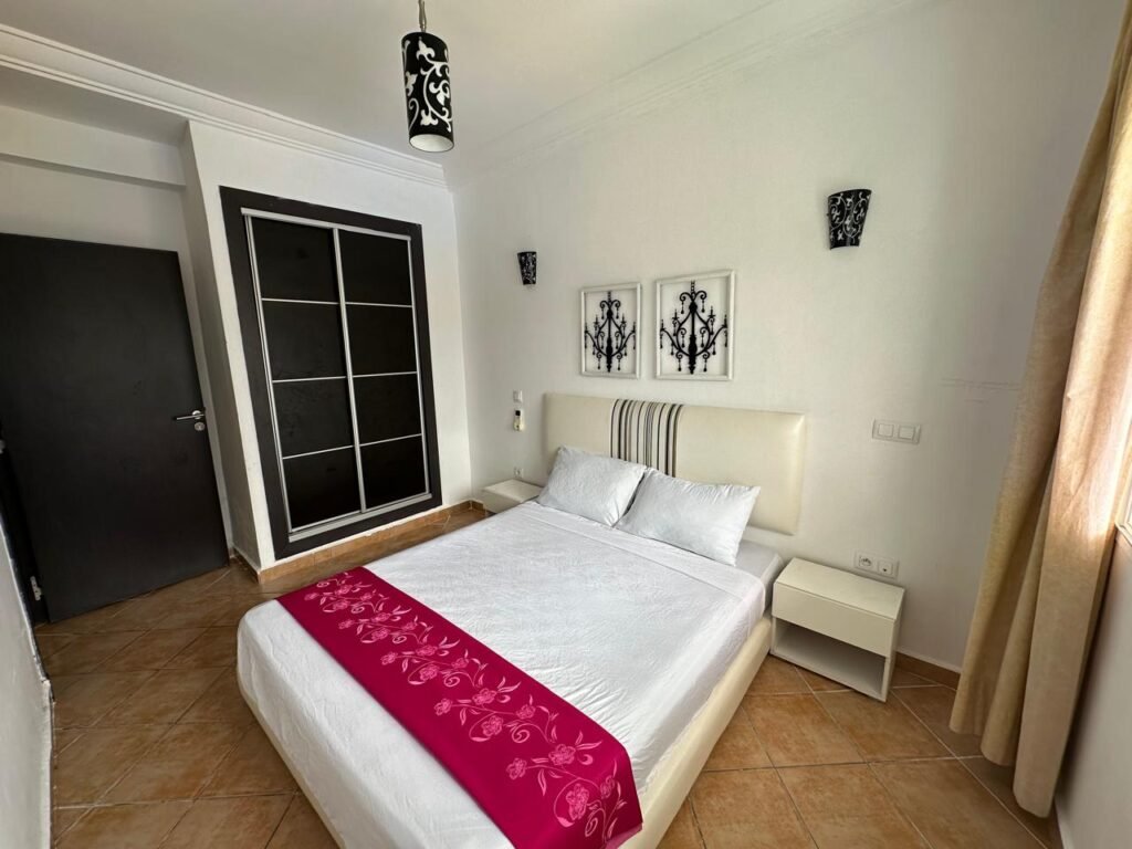6-7-1024x768 Appartement Réf. D2-25-RB-CN disponible a reviera beach vue sur piscine
